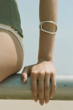 Juno Cuff in Silver